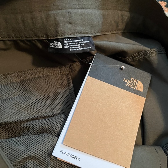 North Face Slim Fit Men’s Golf Pants - Picture 2 of 2
